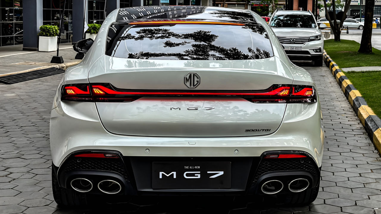 2026 MG 7